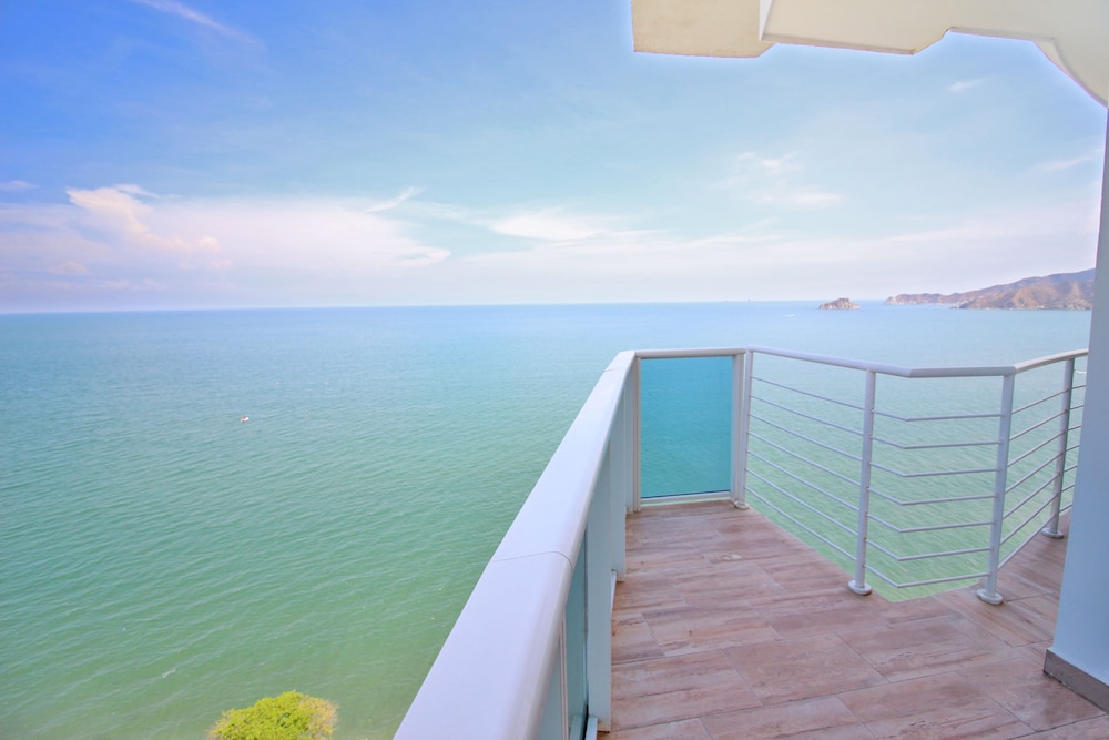 Apartamentos SOHO Elite - Frente al Mar