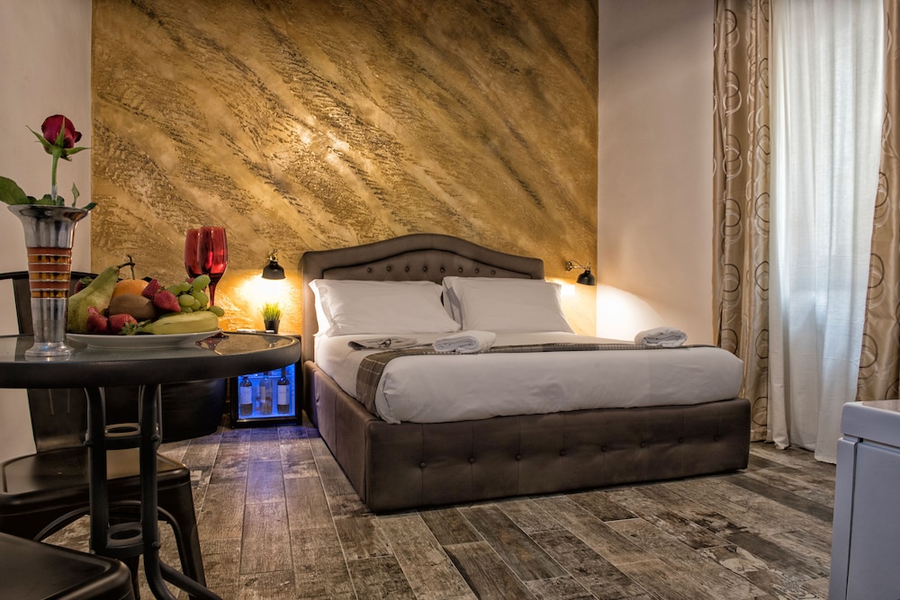 StarHome NAVONA