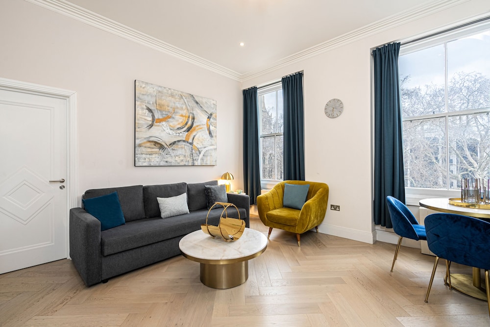 Luxury Apartments Near Harrods and the Science Museum