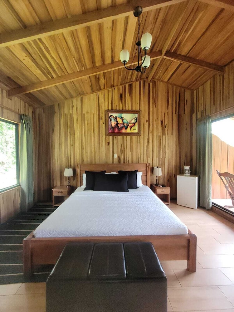 Brisas Arenal Hotel