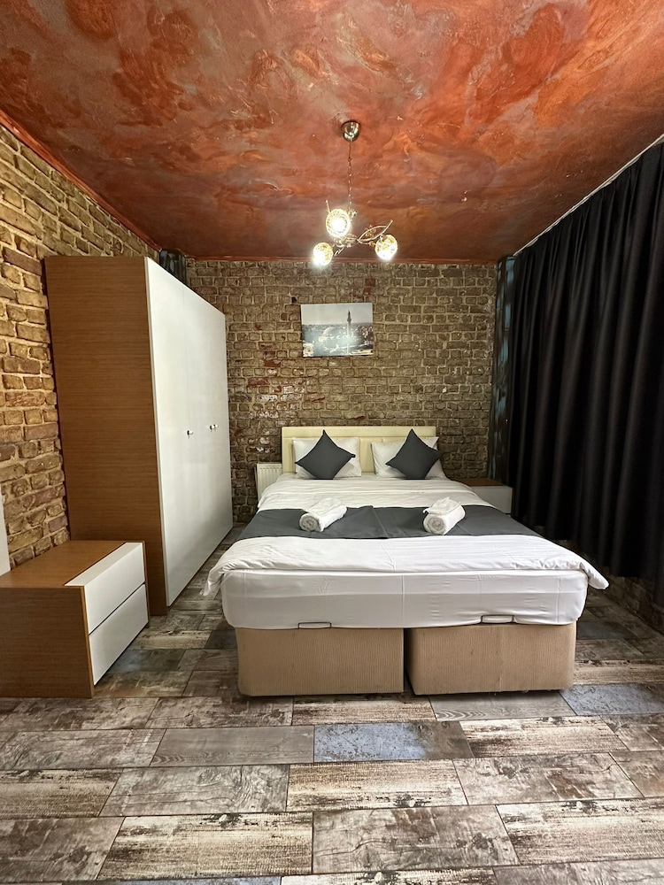 Rose Bouquets Otel - Image 15