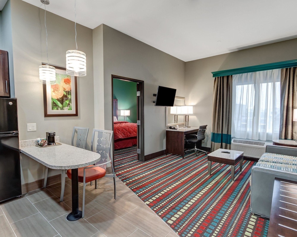 Hobbs Vacations - MainStay Suites - Property Image 20