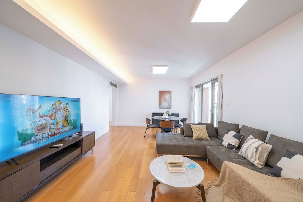 Tyms Stylish 3BR 2BA Apt Yongxin Century