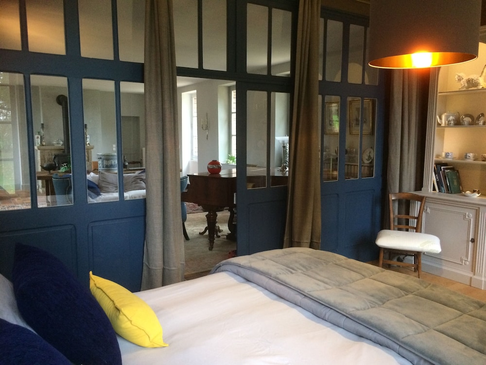 Rouge Maison view 5