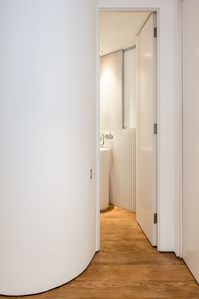 Oxford Circus Apartments