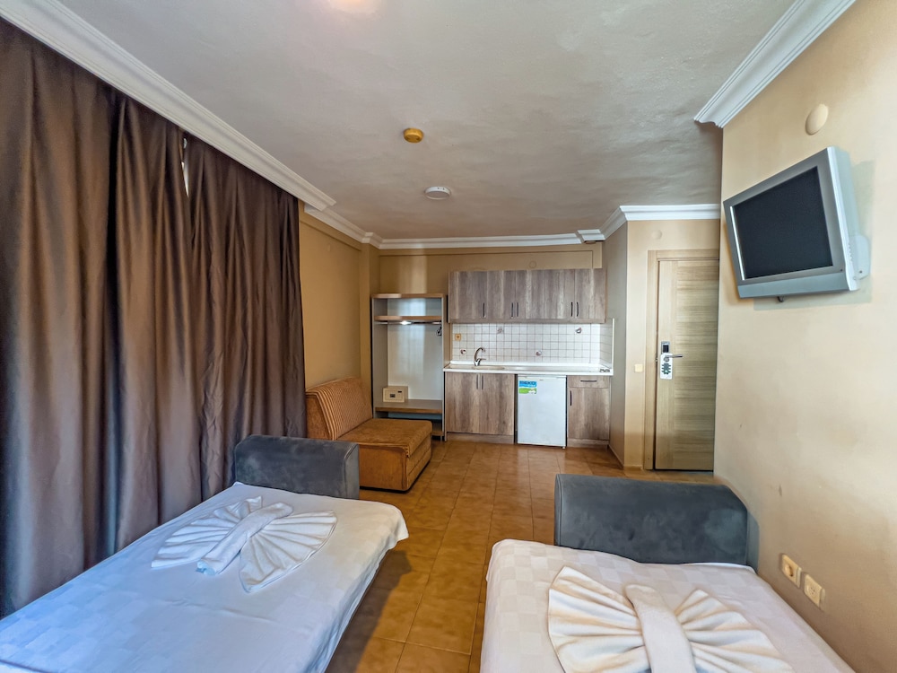 Selen Otel Icmeler - Image 78