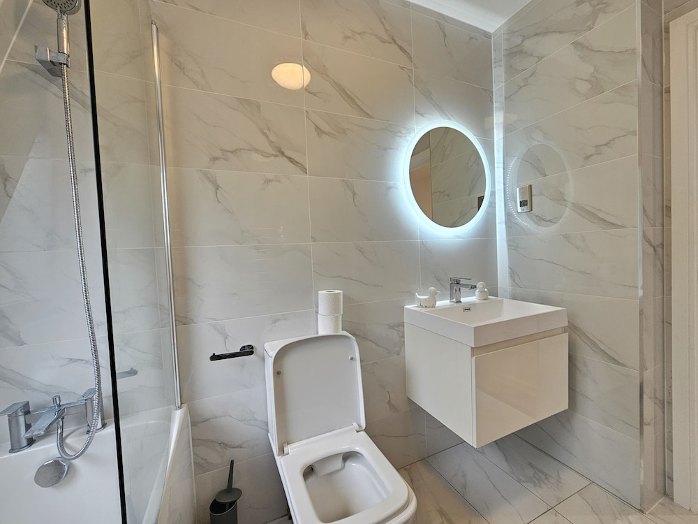 2 Bed Apartment in Southwark