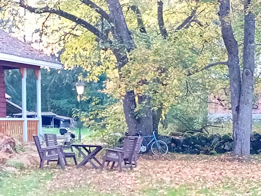 Charming Grandmas House in Bobacka