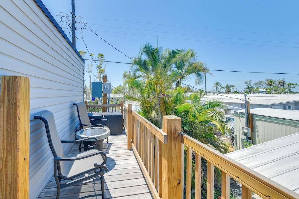 2 Mi to Anna Maria Island: Newly Built Home!