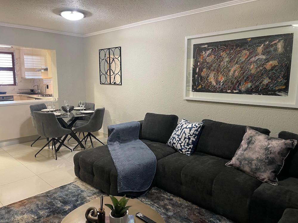 3 Bedroom Apartment in the Heart of Sandton