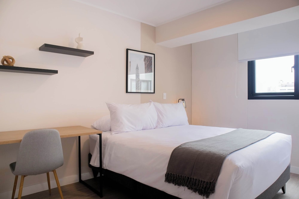 w Bright 2BR w Balconny in Miraflores