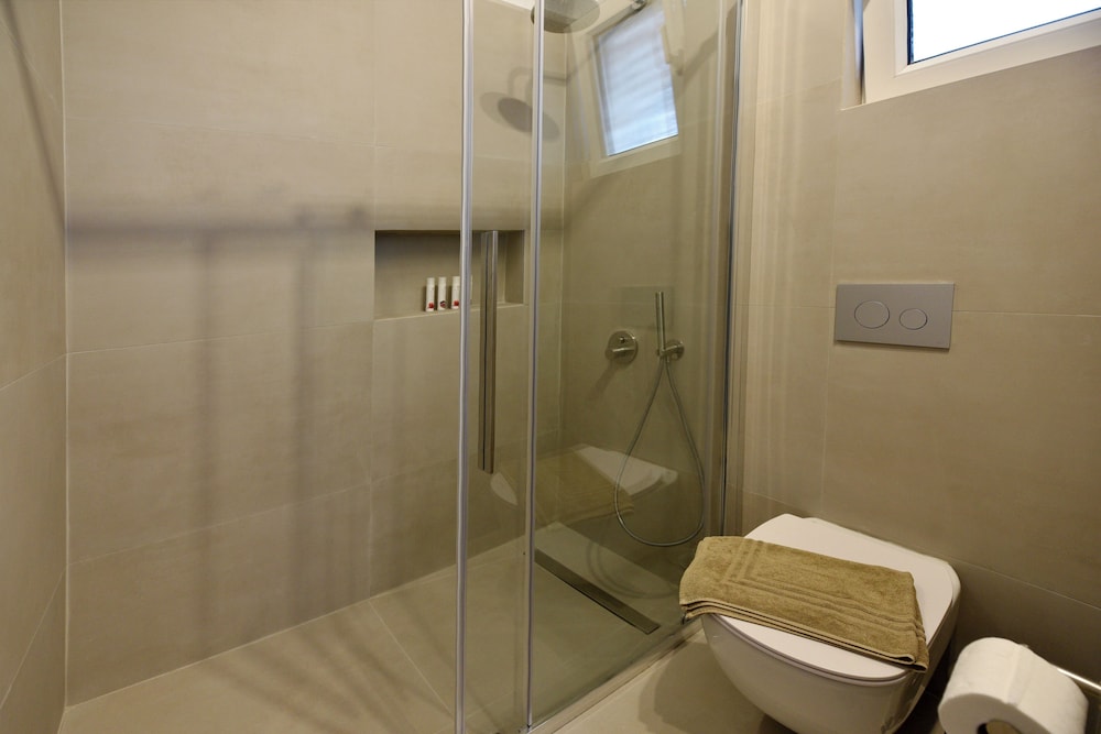GIOURGAS STUDIOS & APARTMENTS