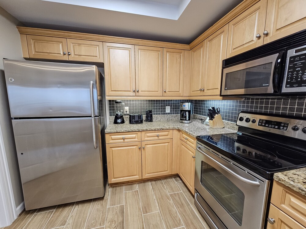 Ocean Front, 1602 Royale Palms 3 Bedroom Condo