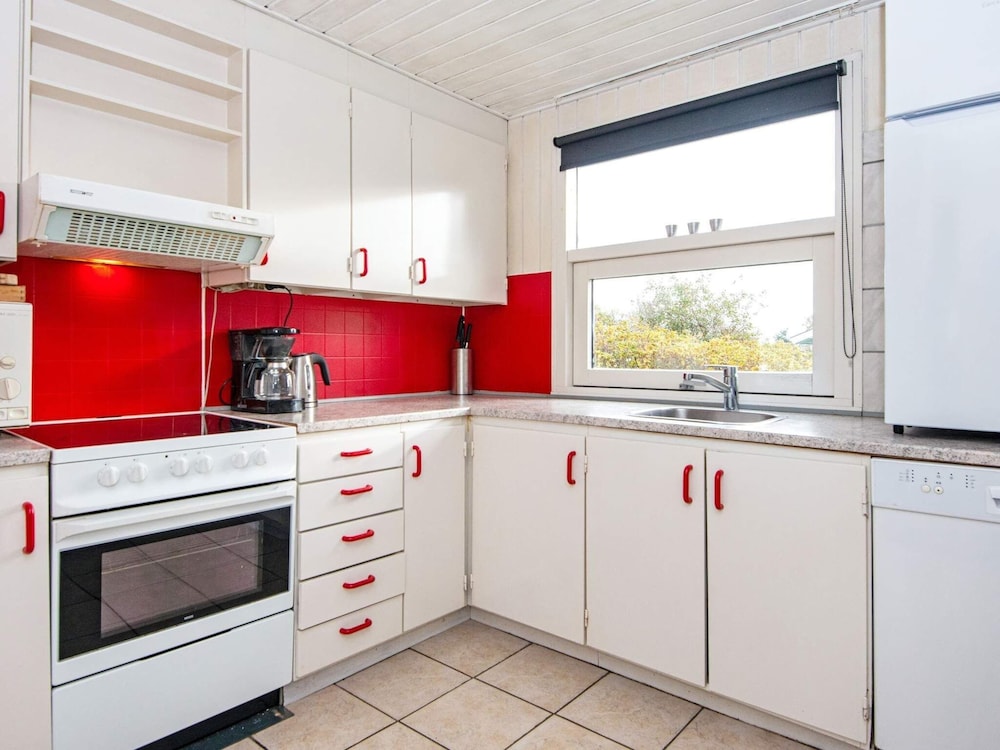 Peaceful Holiday Home in Jutland near Sea view 3