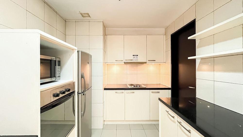 Contemporary Minimalist 2Br Apartment At Somerset Berlian Kebayoran Lama