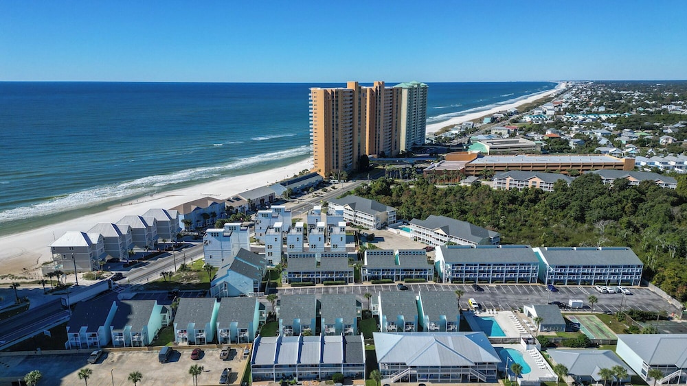 2BR Steps to Sand Pool, Near Pier Park + Free Attraction Tickets!