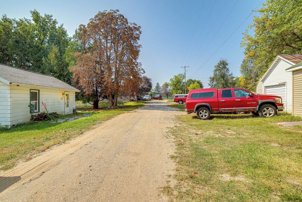 Waterfront Cottage w/ Dock & Views in Six Lakes! view 5
