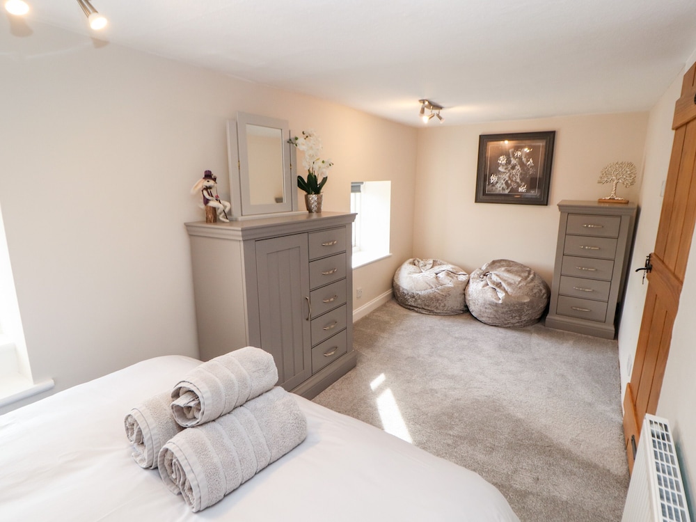 Market Square Maisonette