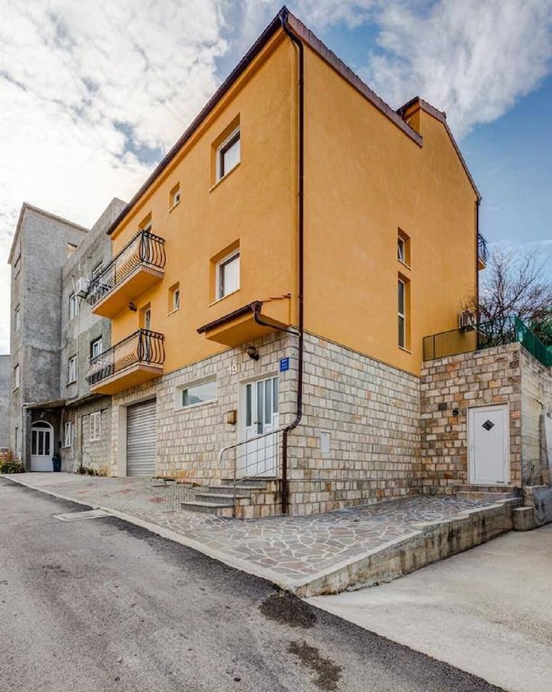 Podstrana Vacations - Big - sea View - A1 - Property Image 1