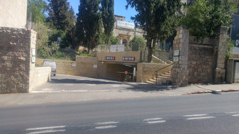 Jerusalem Center Boutique Apartment