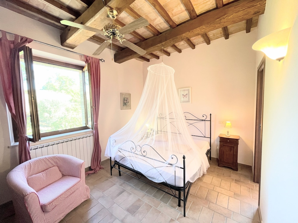 Detached Villa With Games Room, Pool, and Panoramic Views in San Damiano