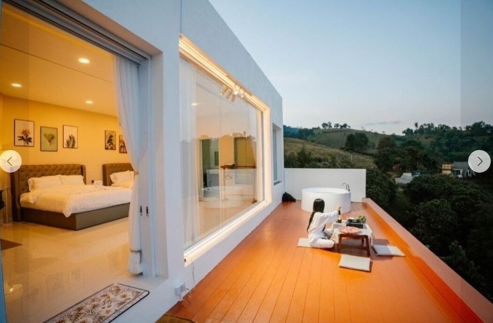 Maemon villa