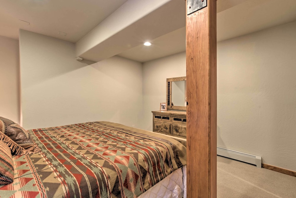 Grand Angel Fire Retreat w/ Hot Tub & Fire Pit! view 5