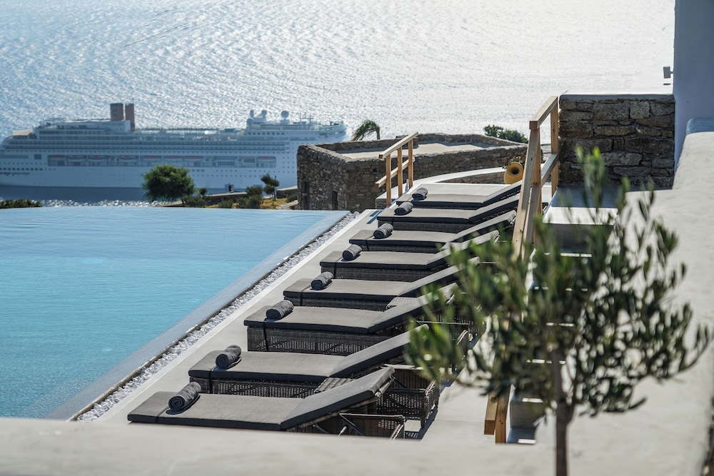 Aether Mykonos 5BR Port View Villa