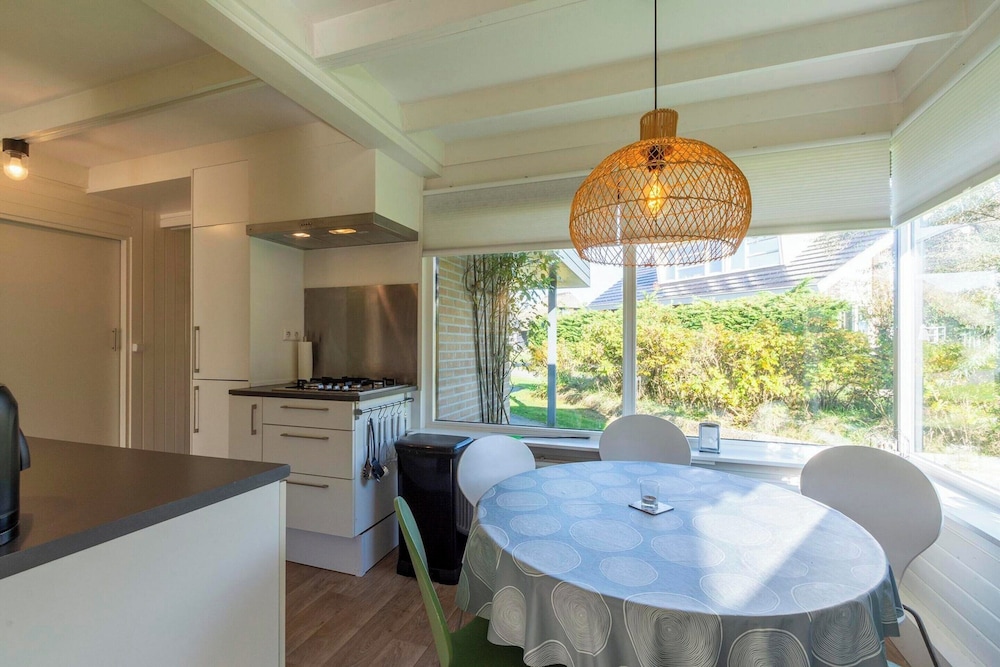 Bungalow in Sint Maartenszee Near Beach