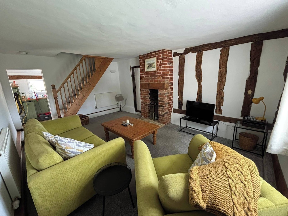 Countryside Cottage in Bulmer- Sleeps 6/7