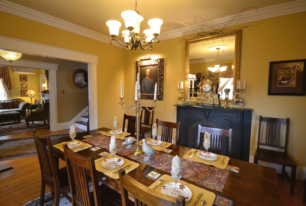 The Briarwood B&B