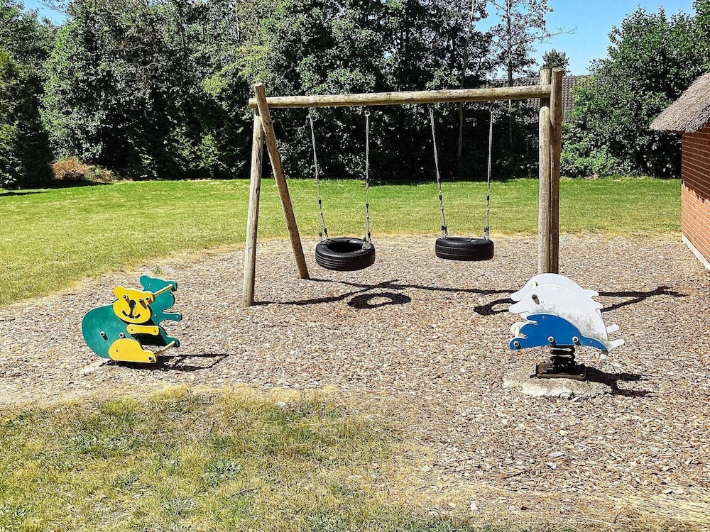 Photo 32