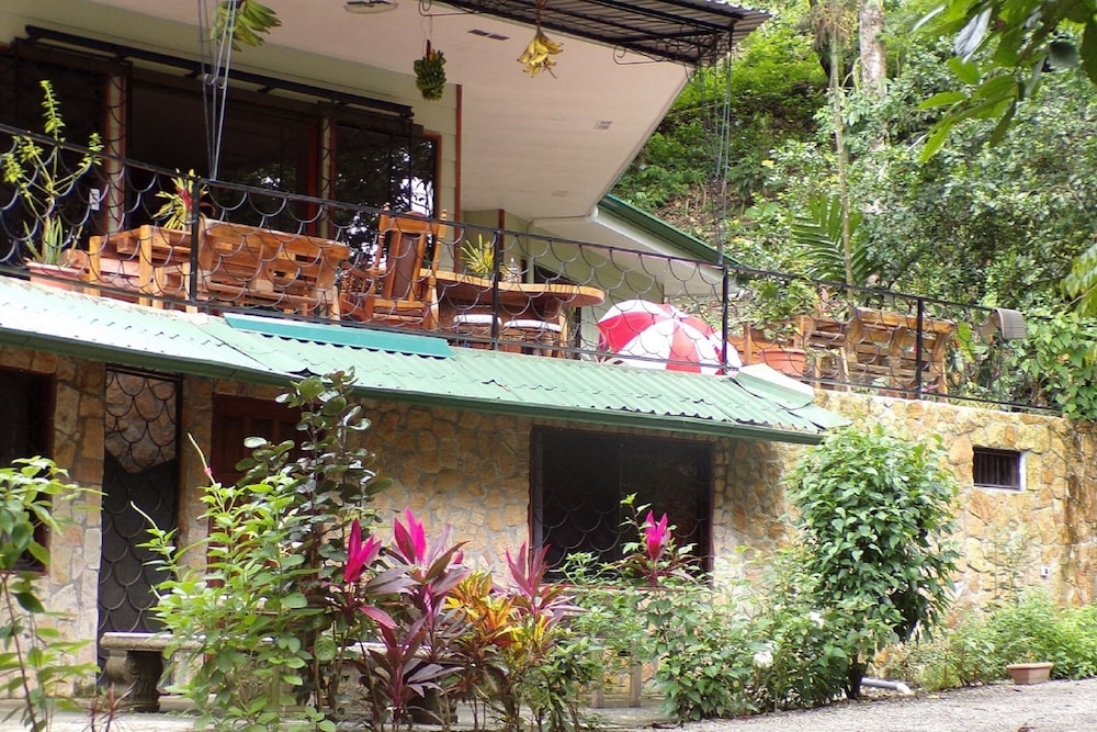 Mycasa's Bed and Breakfast