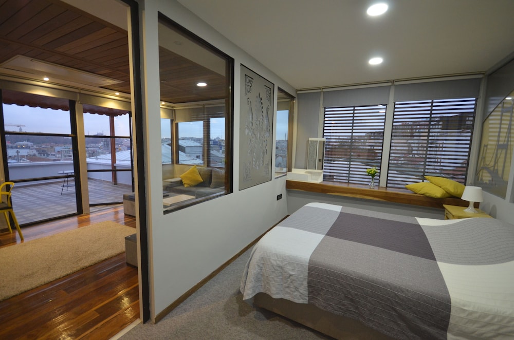 Unver Galata Apart - Image 16