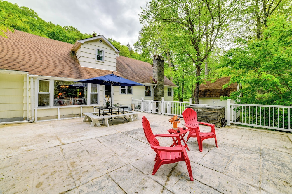 Serene Home w/ On-site Brook in Callicoon Center