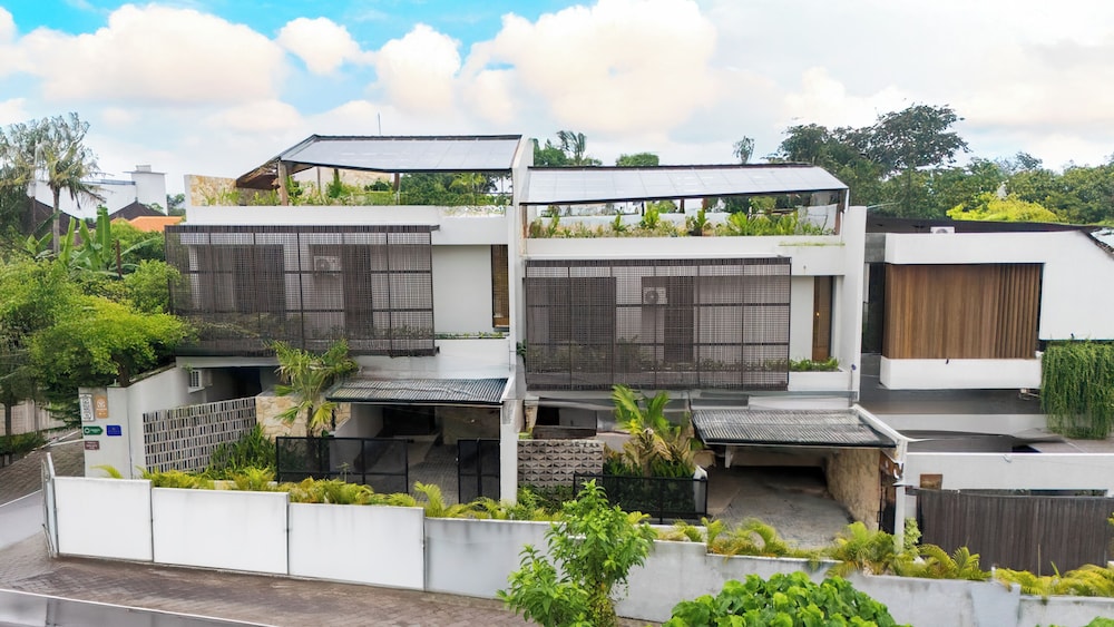 Villa Makna by Pertama Management