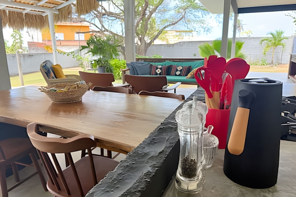 Oceana Suites Casa Algaroba