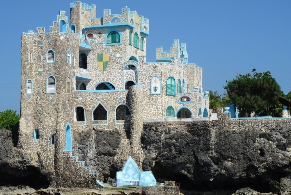 Blue Cave Castles
