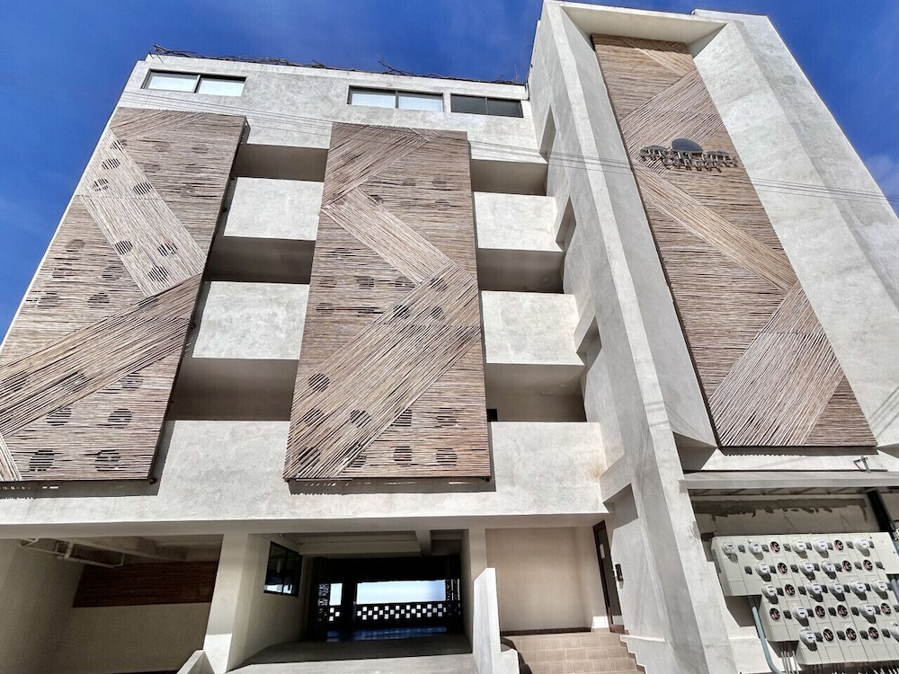Sunset hills Apartments