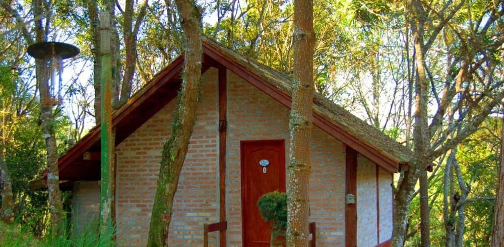 Pousada Pássaro de Fogo