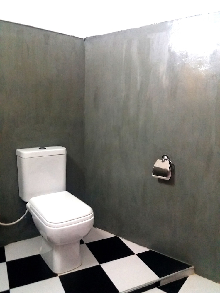 Lagoon Resort Goviyapana