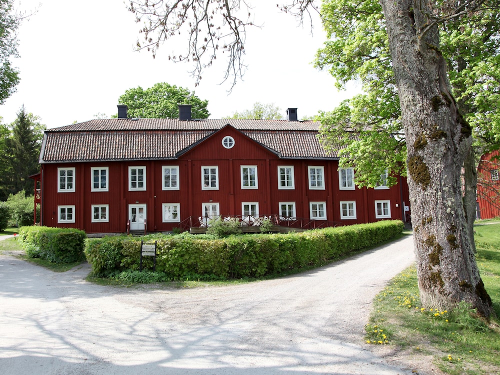 Gripsholms Bed & Breakfast