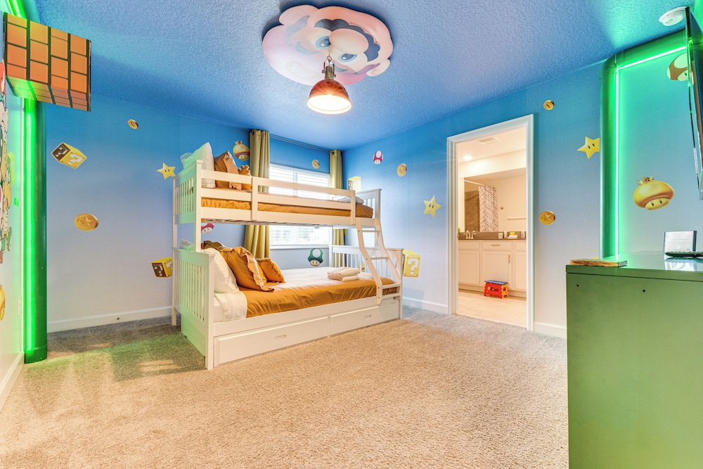 4 Mi to Old Town: Kissimmee Resort Home