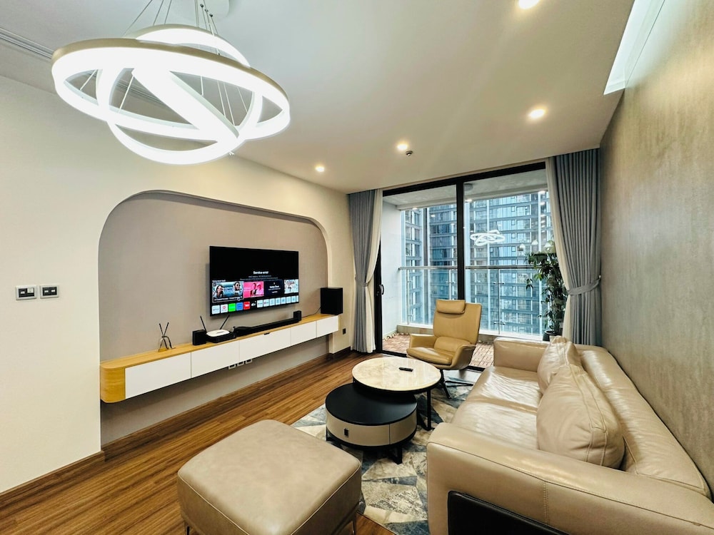 Hagi APT - Vinhomes Metropolis in Ha Noi