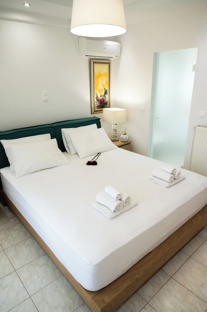 Keratea Luxury Villa - Athens Airport photo 4