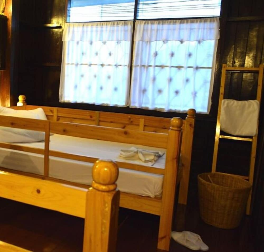 SamSibSan Hostel