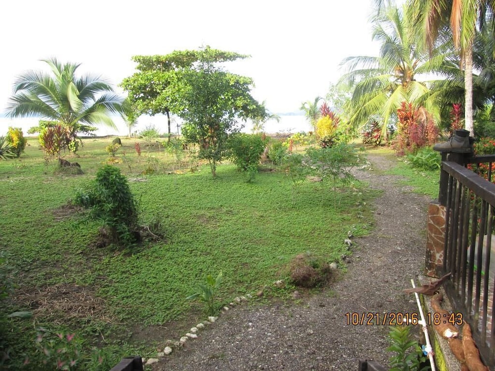 Bellavista Beach in Jovi view 2