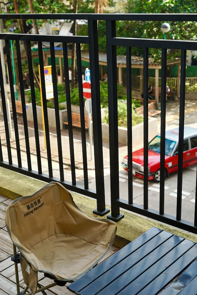 Waveflo Hostel