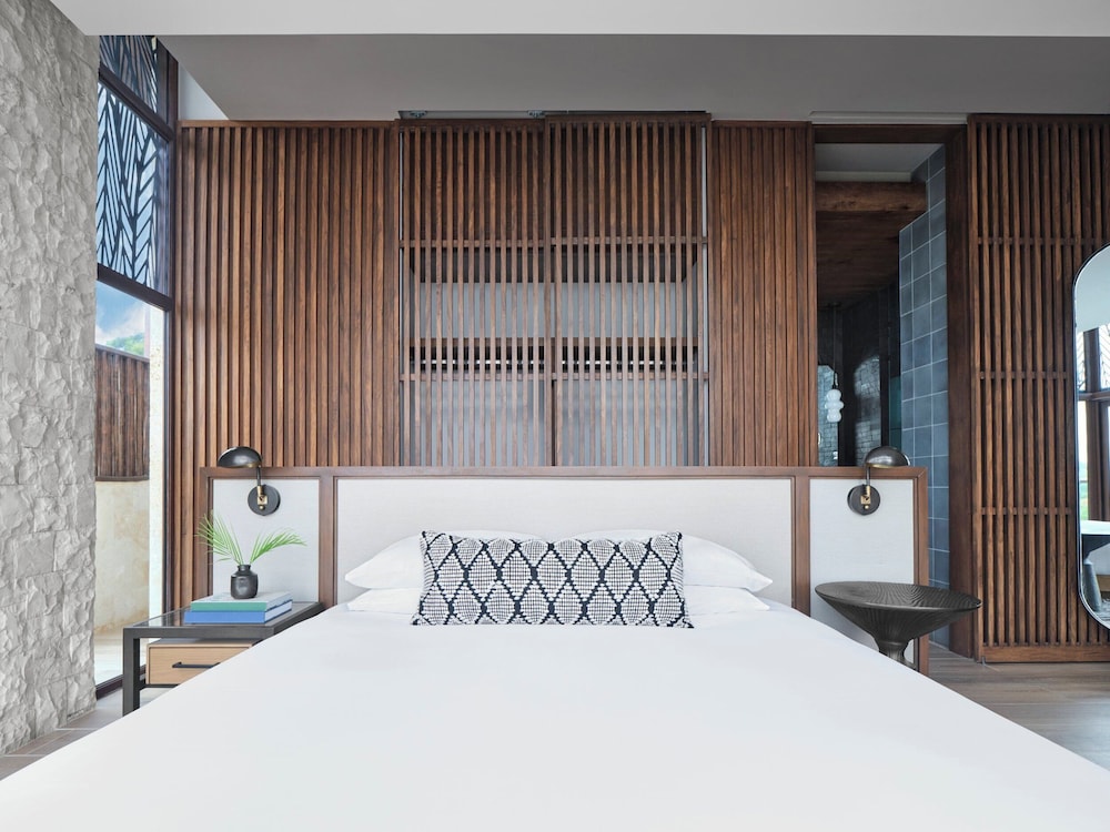 Kimpton Grand Roatan Resort And Spa by IHG - Photo 10