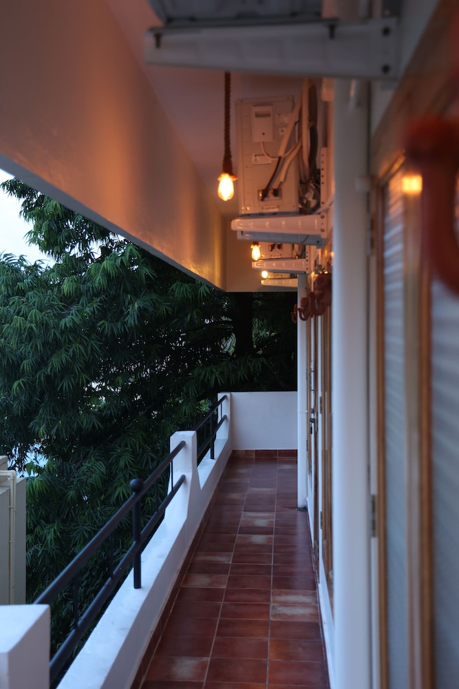 Dwaraka Guest House